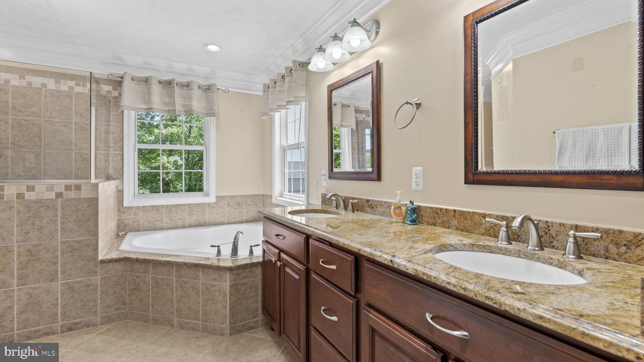 12 SAINT ANTHONYS COURT