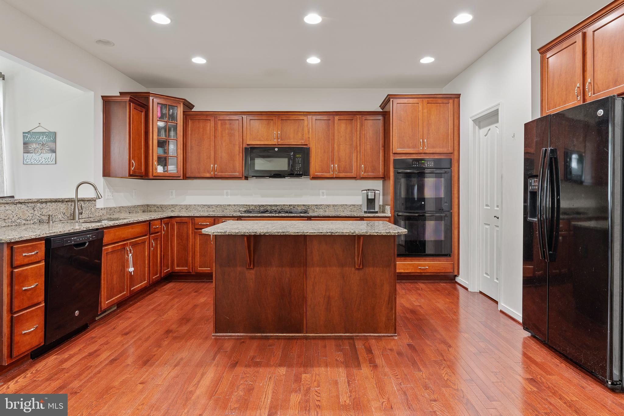 8 BROOMFIELD DRIVE