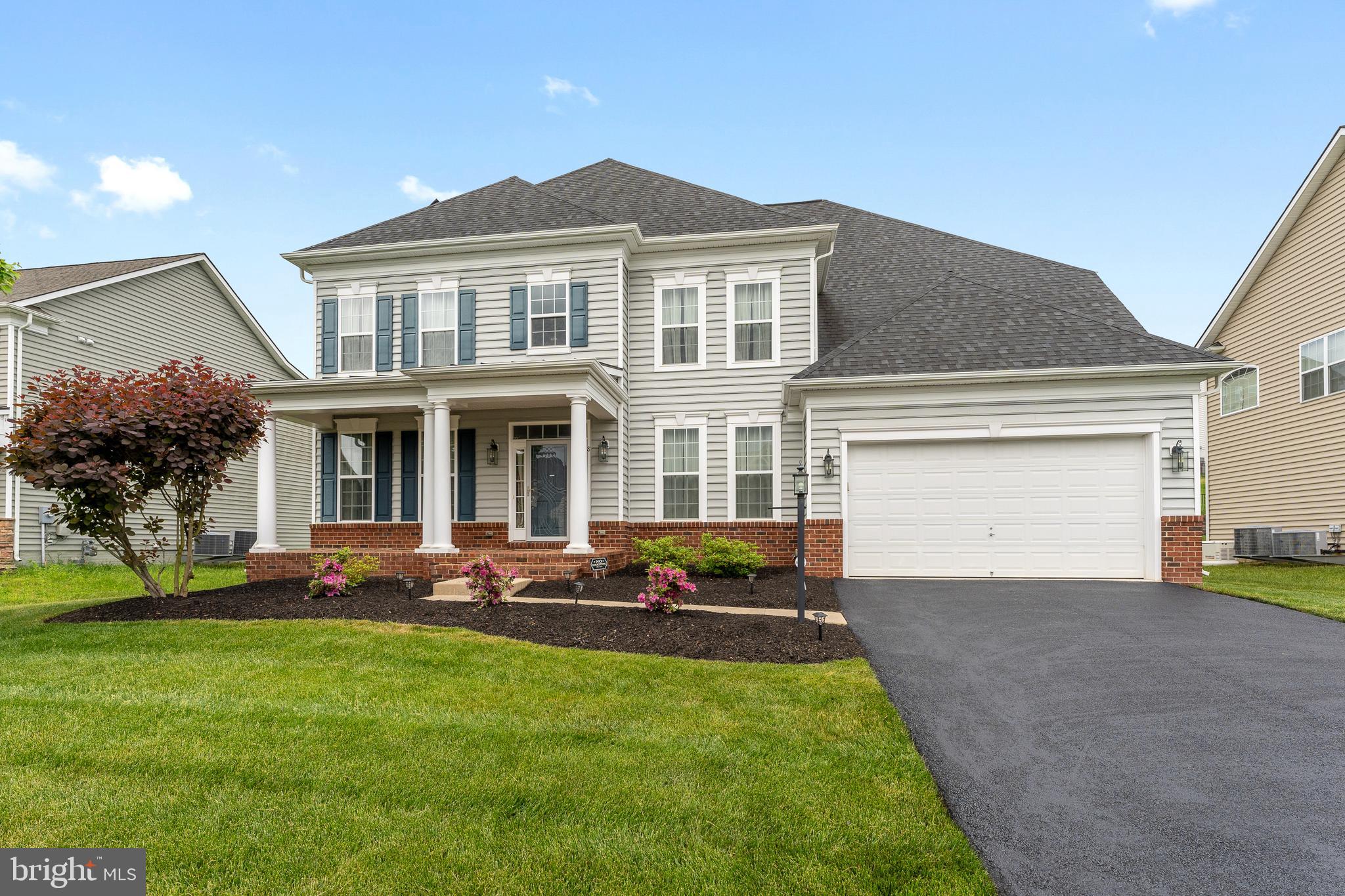 8 BROOMFIELD DRIVE