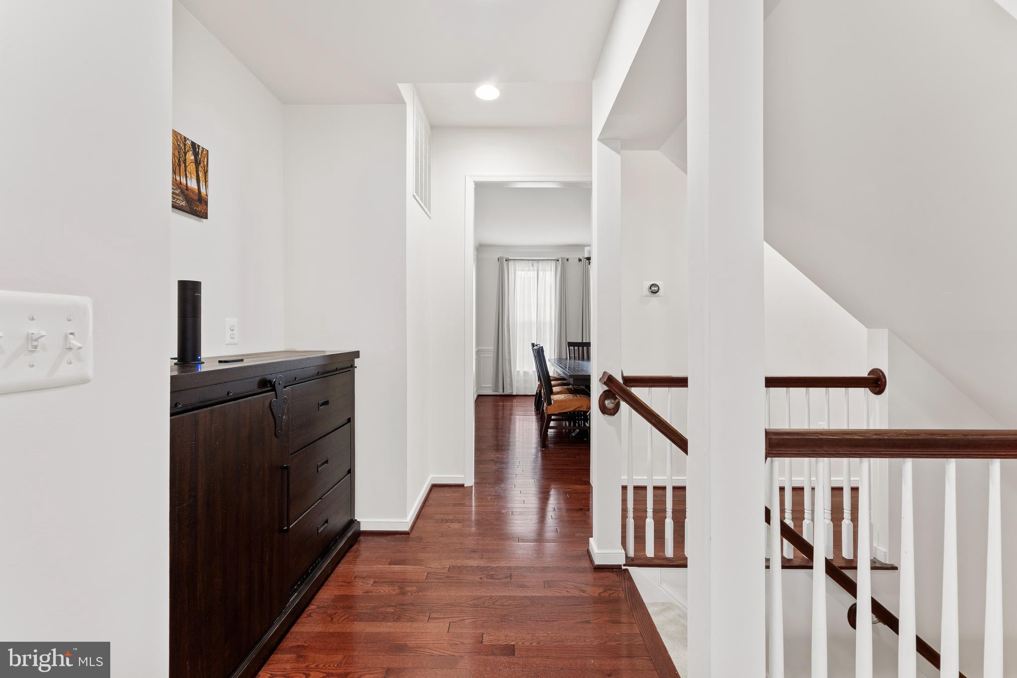 8 BROOMFIELD DRIVE