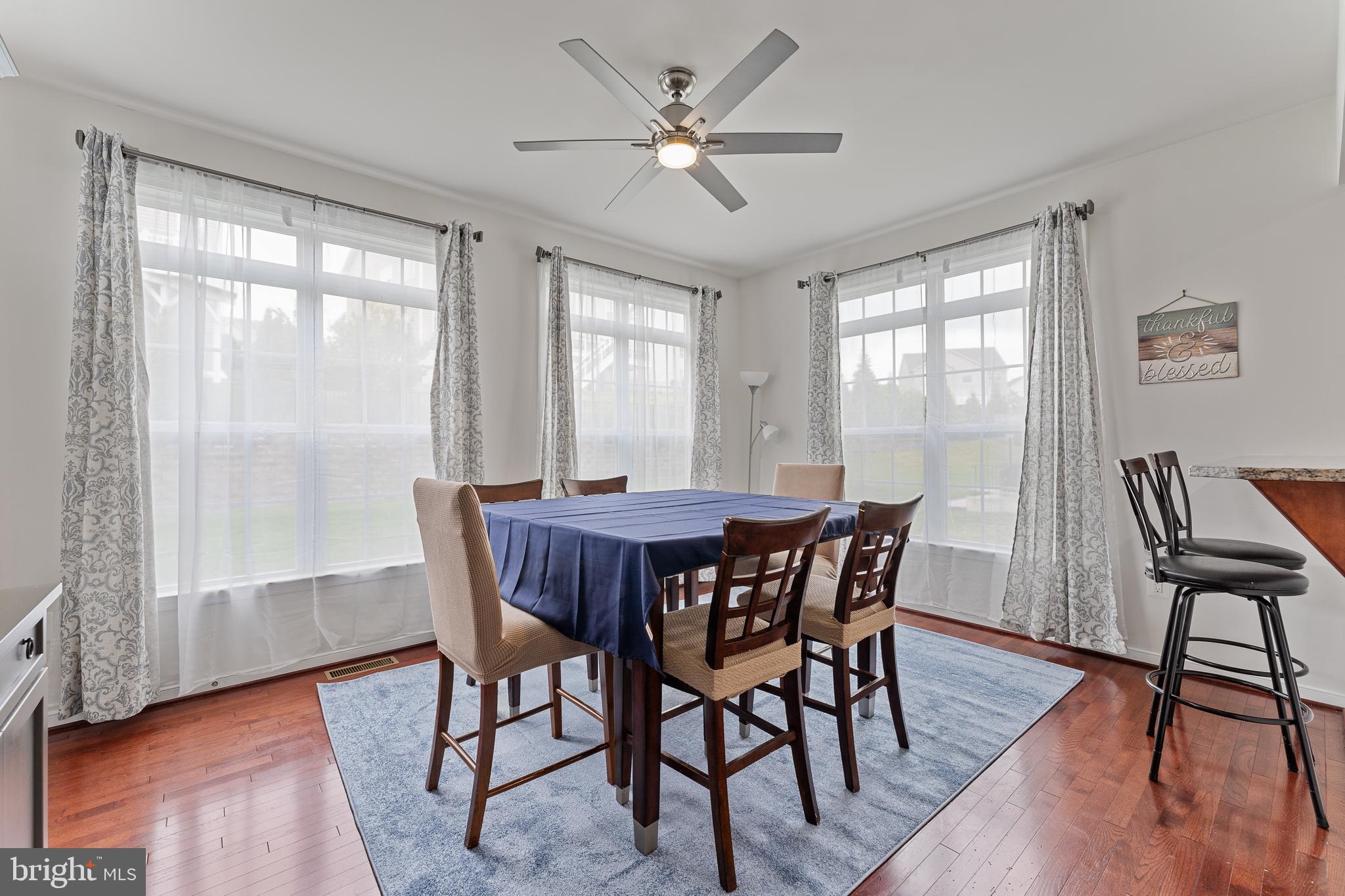 8 BROOMFIELD DRIVE