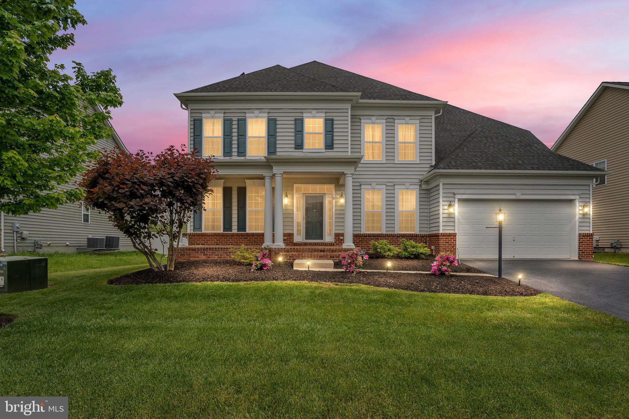 8 BROOMFIELD DRIVE