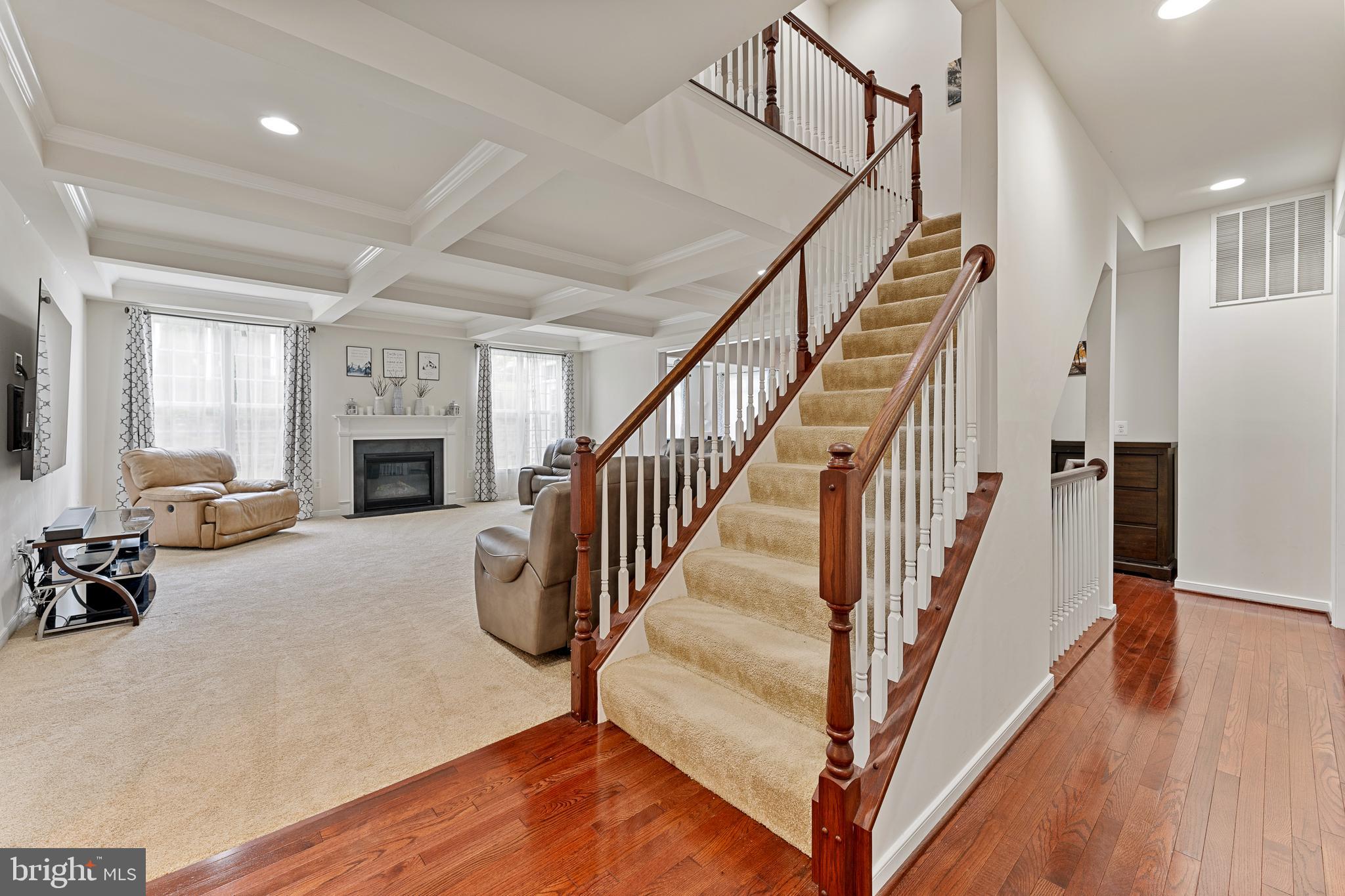 8 BROOMFIELD DRIVE
