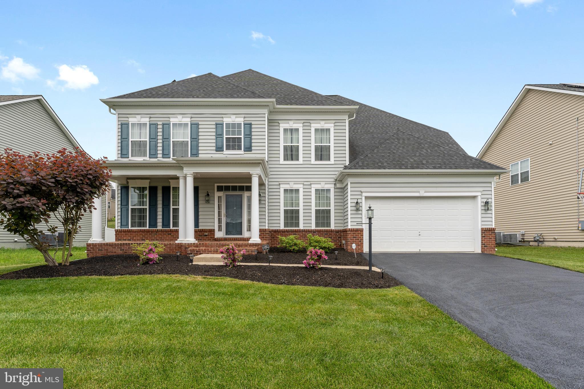 8 BROOMFIELD DRIVE