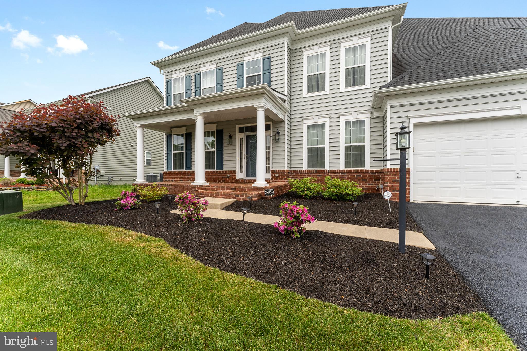 8 BROOMFIELD DRIVE