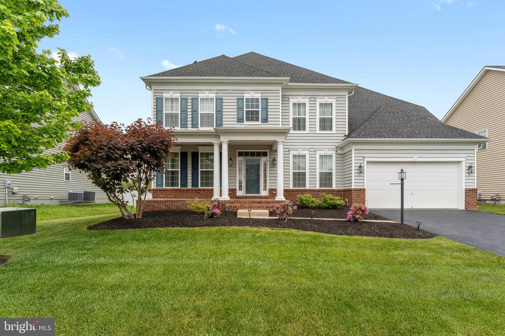 8 BROOMFIELD DRIVE