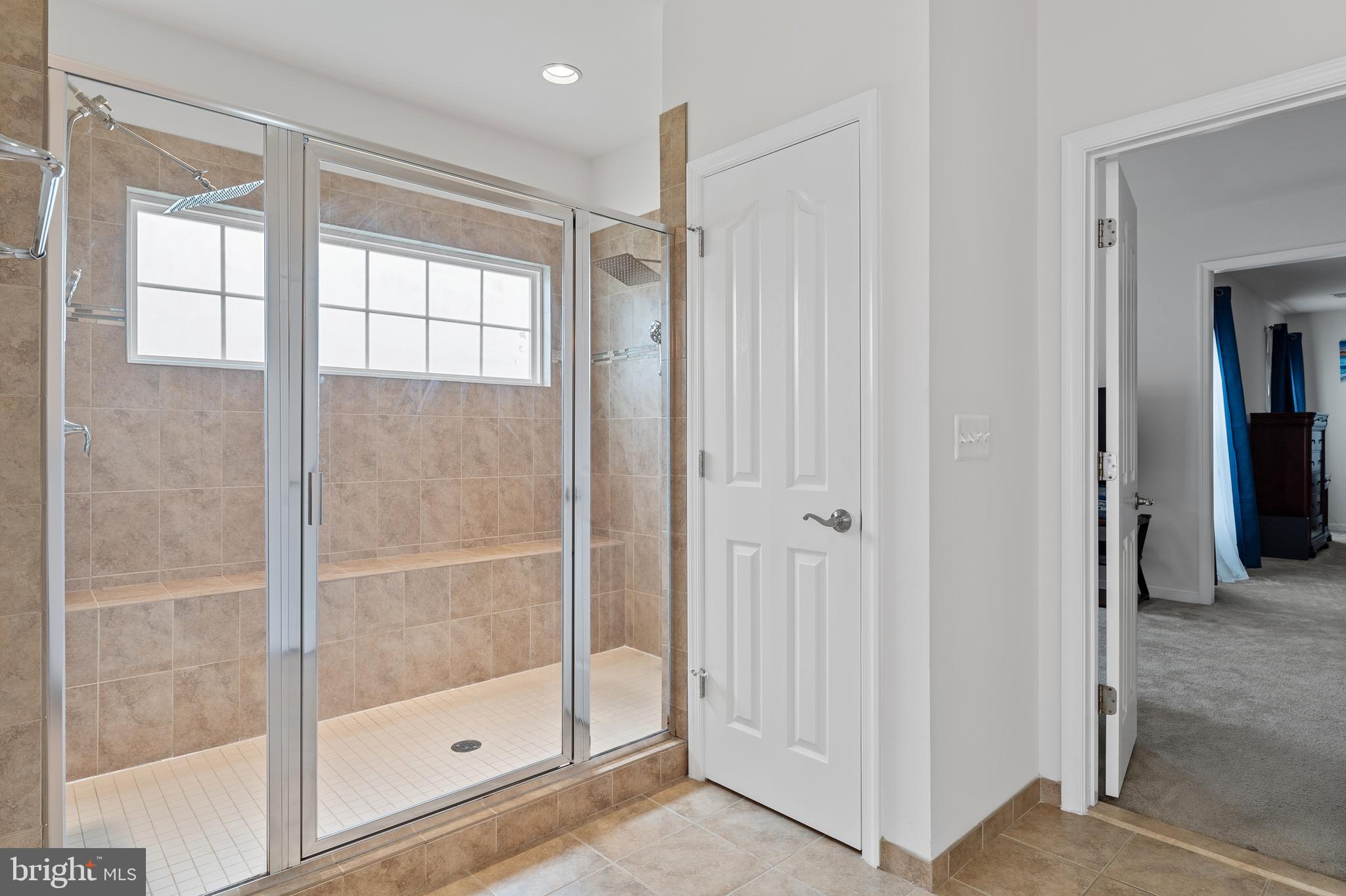 8 BROOMFIELD DRIVE