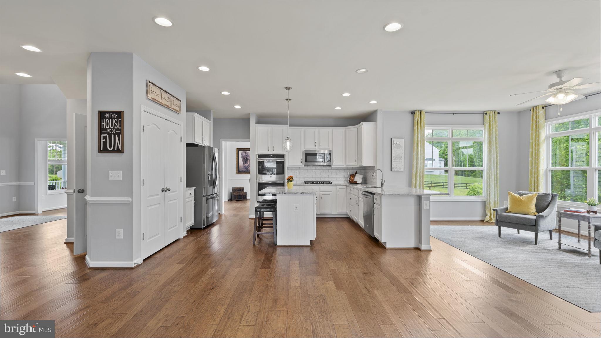 15 CRANES BLUFF COURT