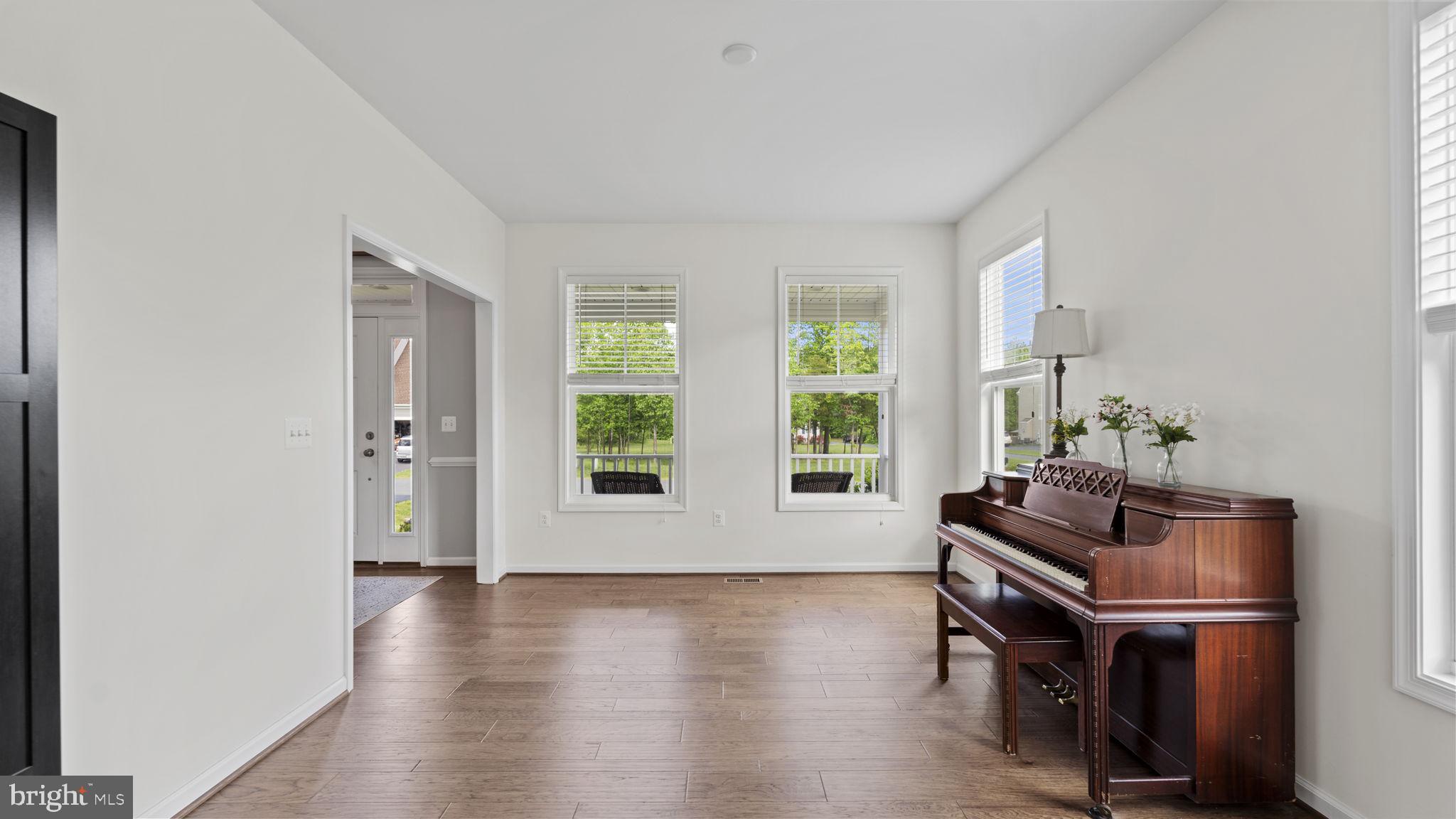 15 CRANES BLUFF COURT
