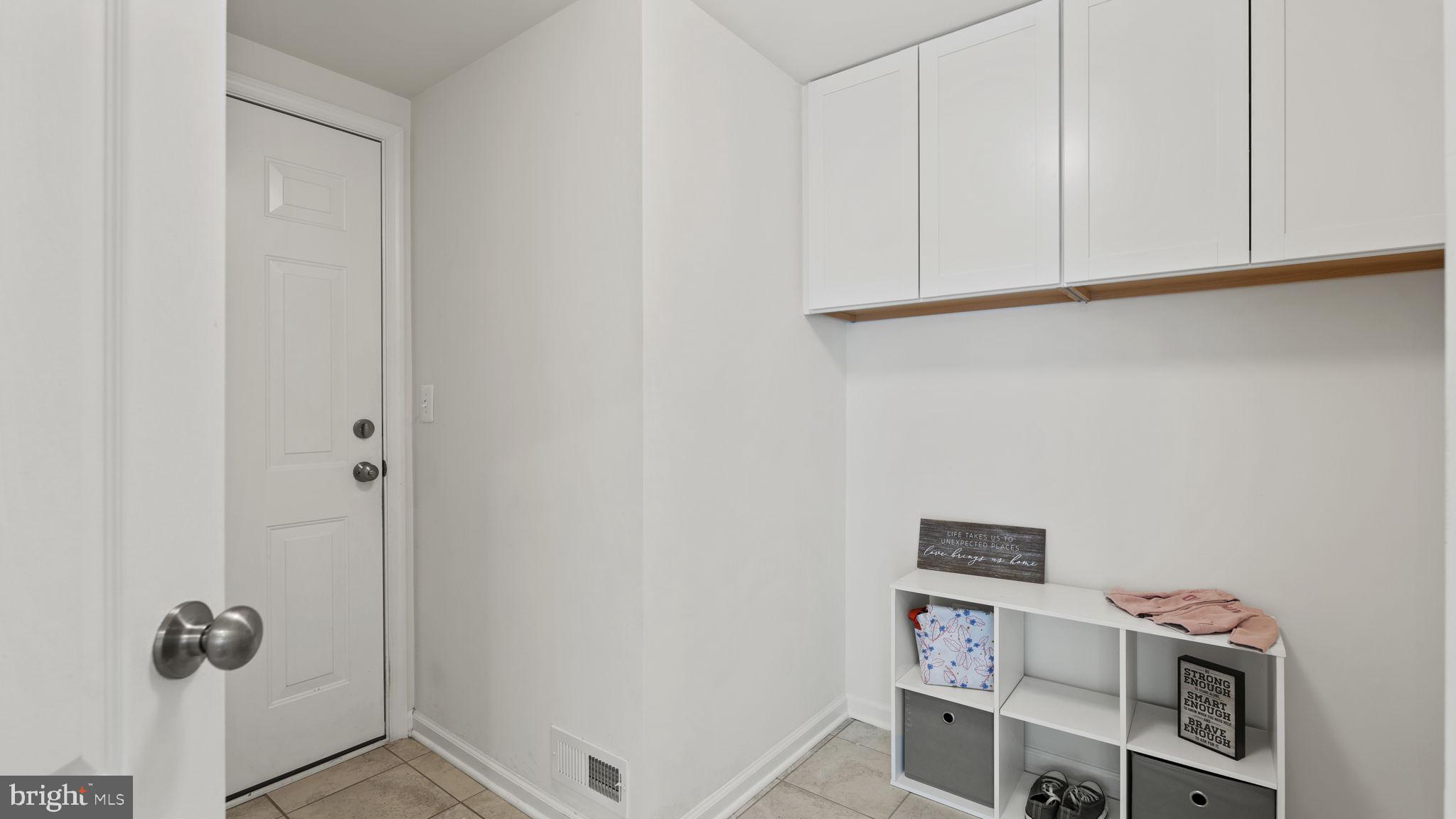 15 CRANES BLUFF COURT