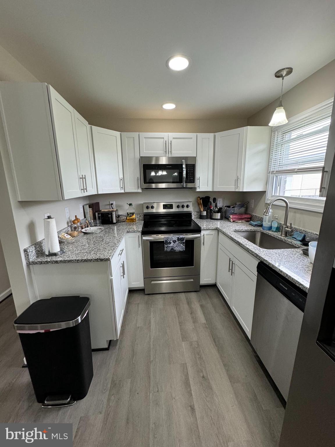 806 JETT STREET