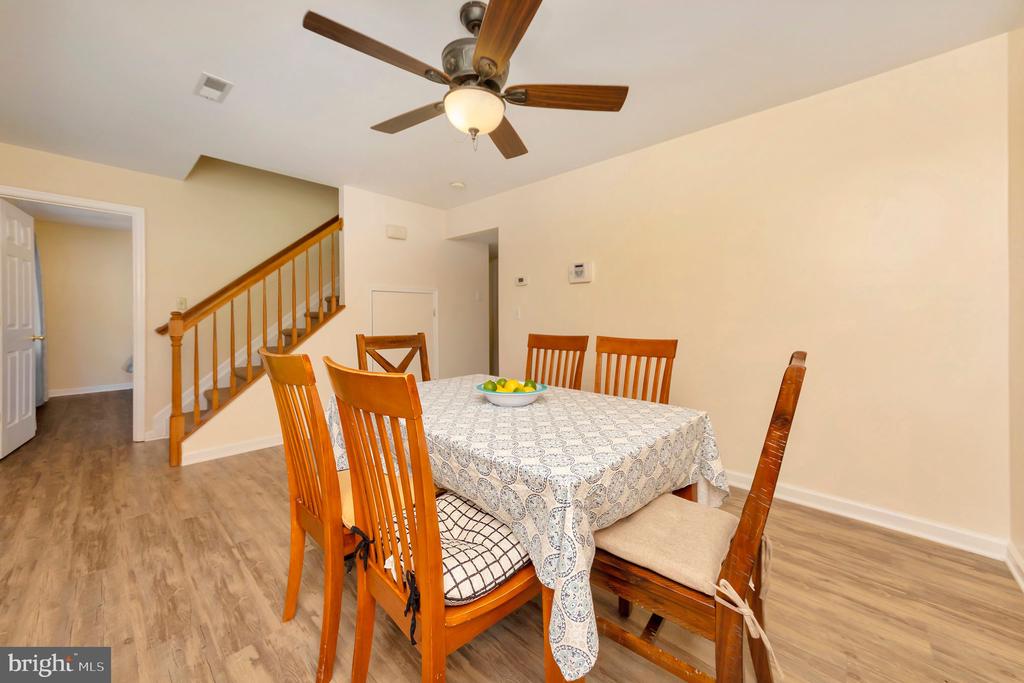 36 PLUMOSA DRIVE