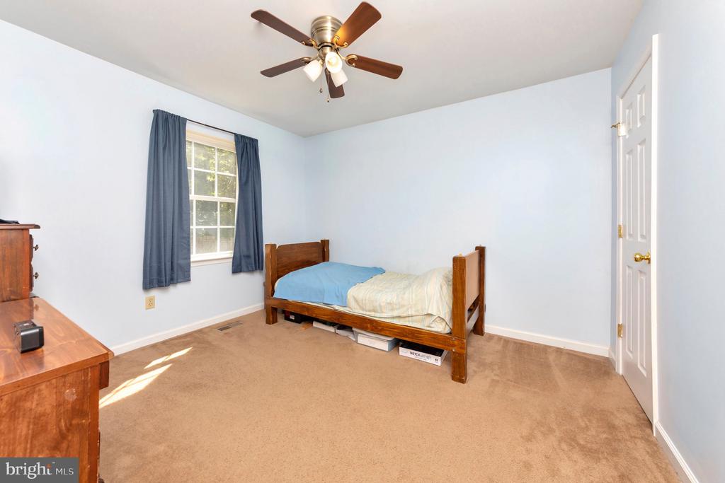 36 PLUMOSA DRIVE