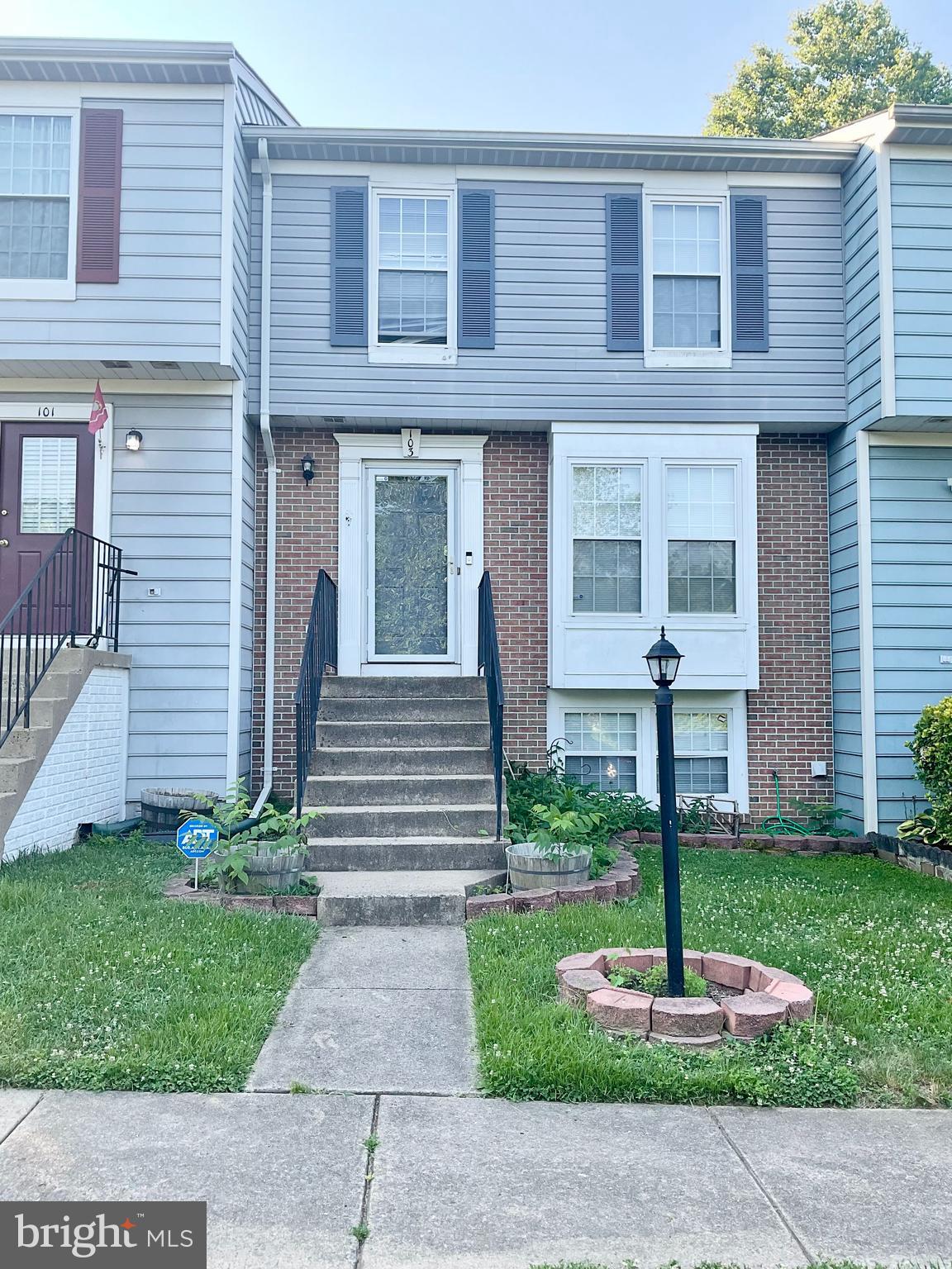 103 BENTLEY COURT