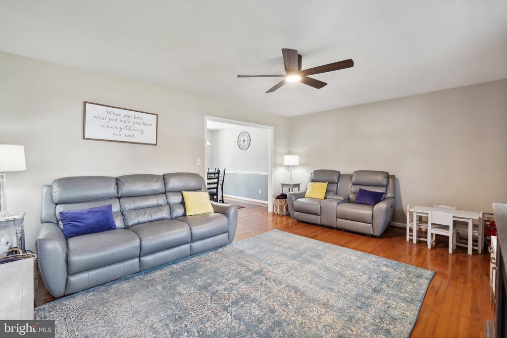 16 SASSAFRAS LANE