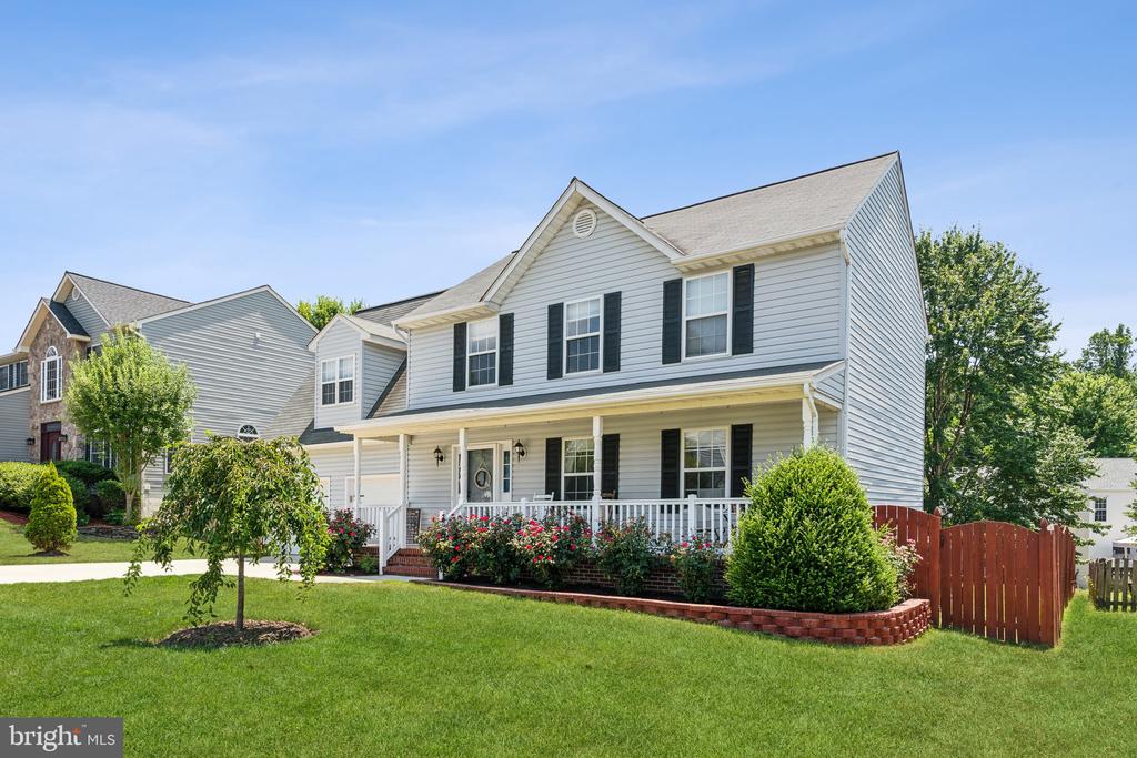 16 SASSAFRAS LANE