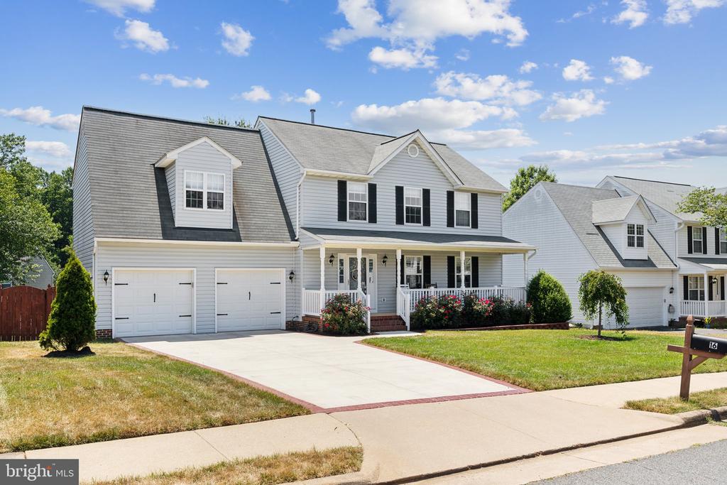16 SASSAFRAS LANE
