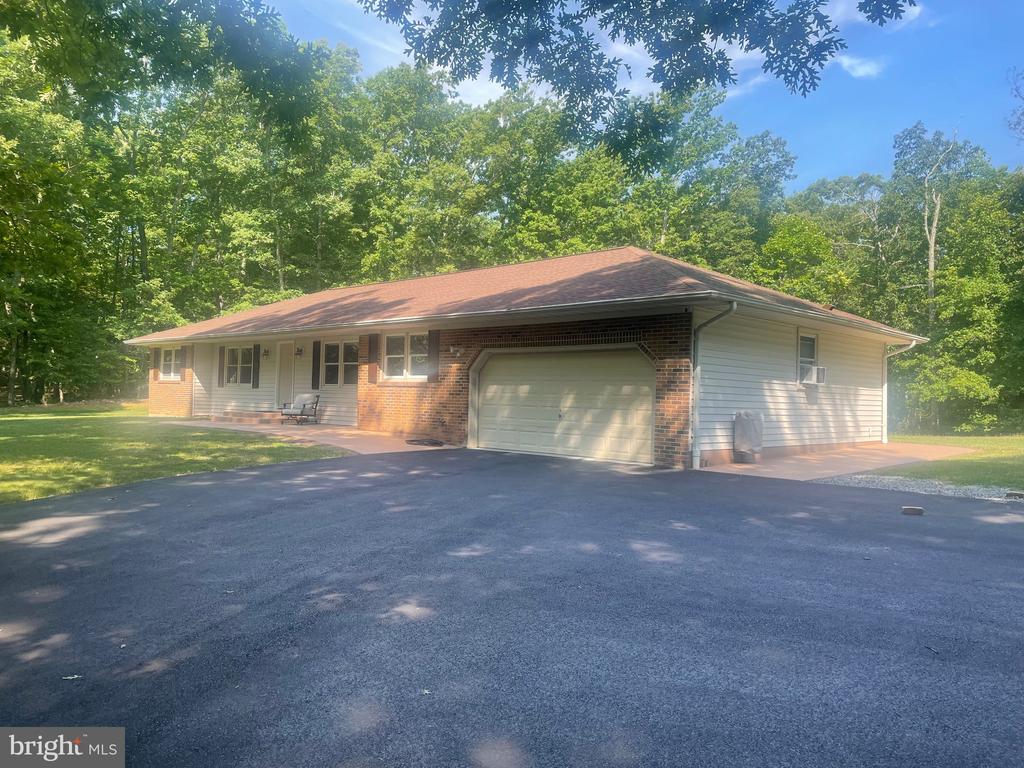 10 CARDINAL DRIVE