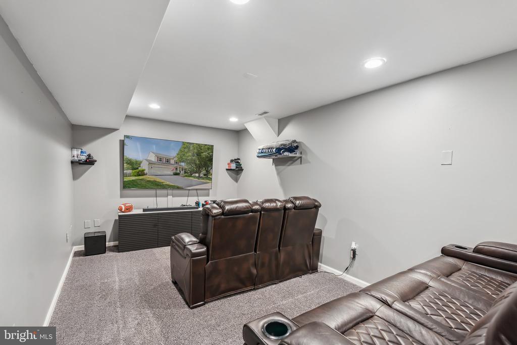 53 LIVE OAK LANE