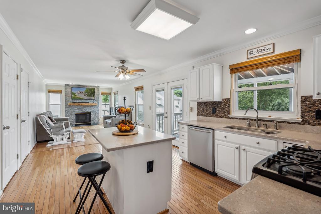 53 LIVE OAK LANE