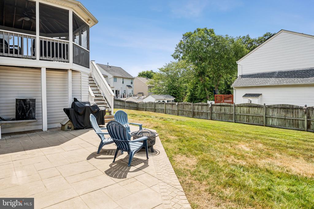 53 LIVE OAK LANE