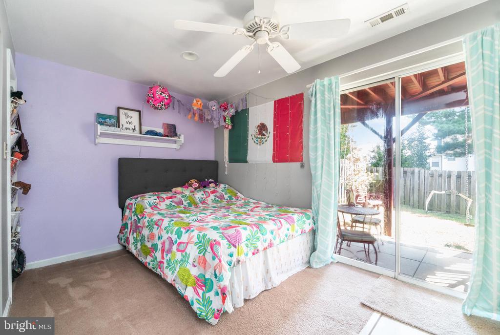 609 PINNACLE DRIVE