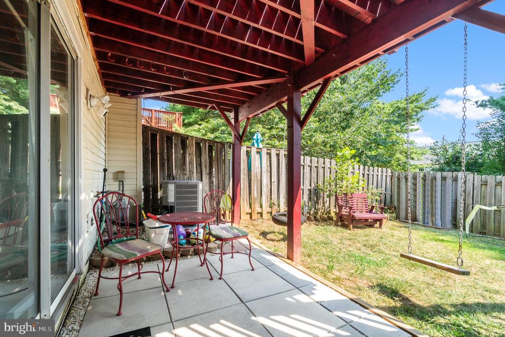 609 PINNACLE DRIVE
