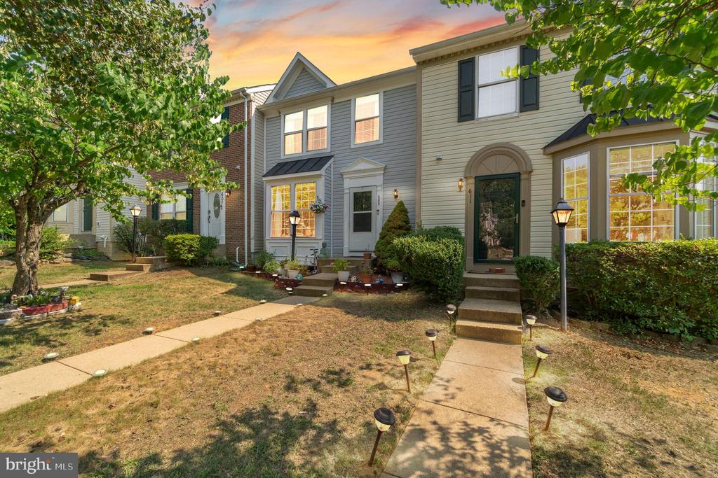 609 PINNACLE DRIVE