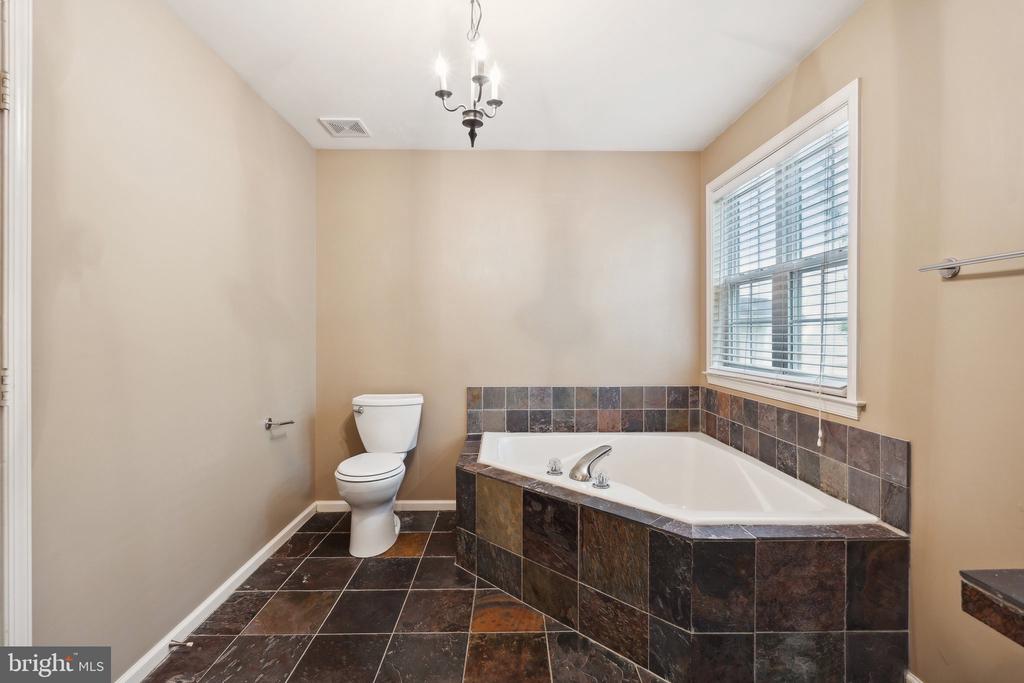 131 BRUSH EVERARD COURT