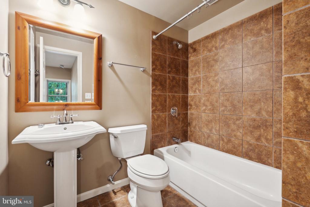 131 BRUSH EVERARD COURT