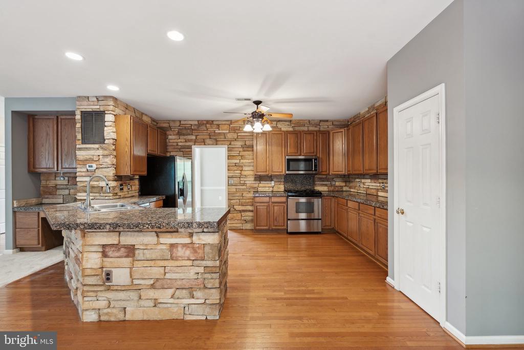 131 BRUSH EVERARD COURT