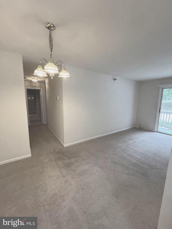 210 WILD OAK LANE 210200
