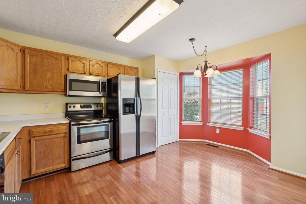 409 W PARK DRIVE