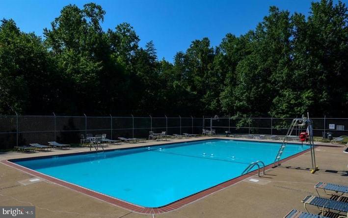 409 W PARK DRIVE