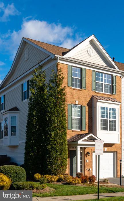 101 MACON DRIVE