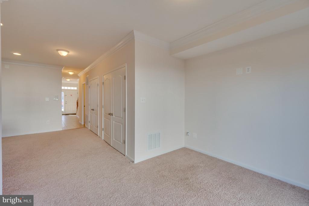 101 MACON DRIVE