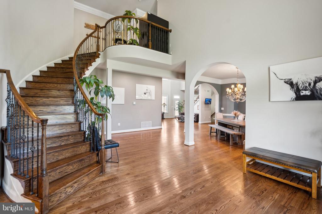 107 ESTATES DRIVE