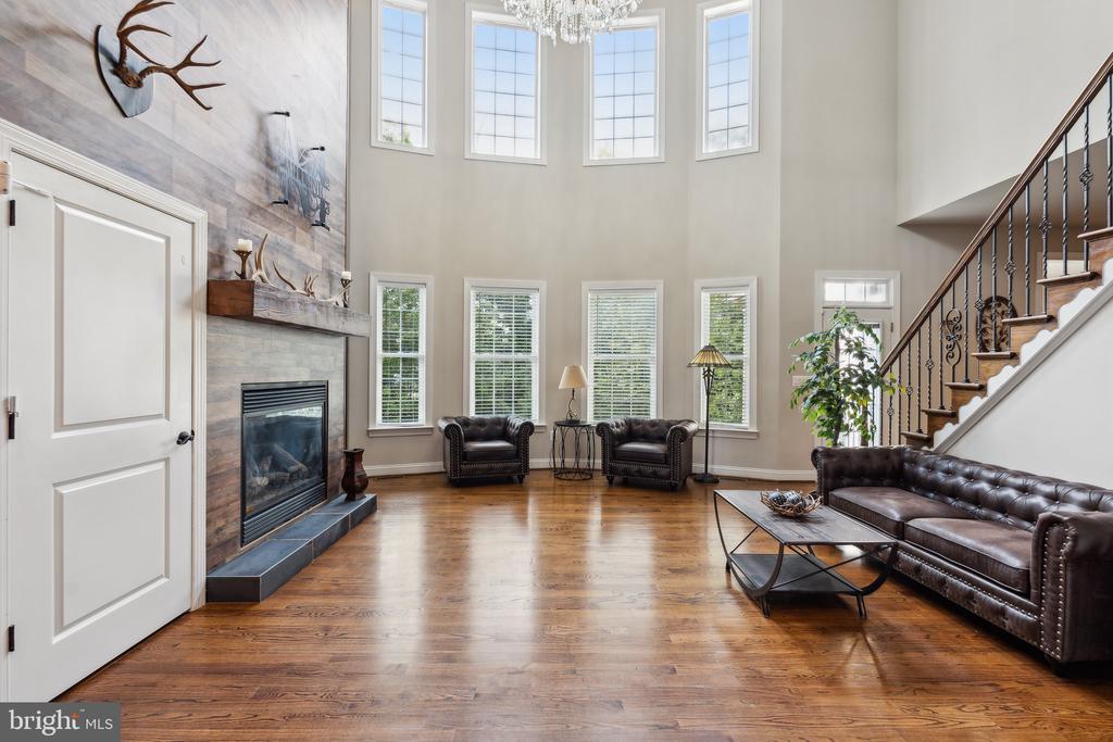 107 ESTATES DRIVE