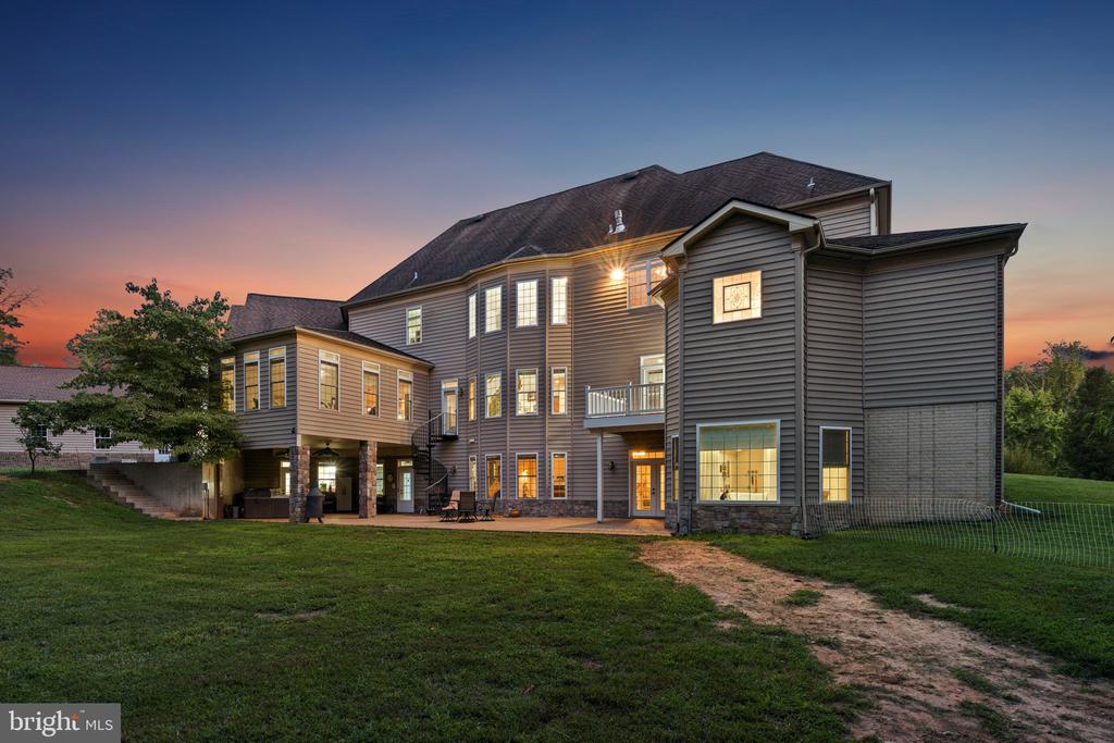107 ESTATES DRIVE
