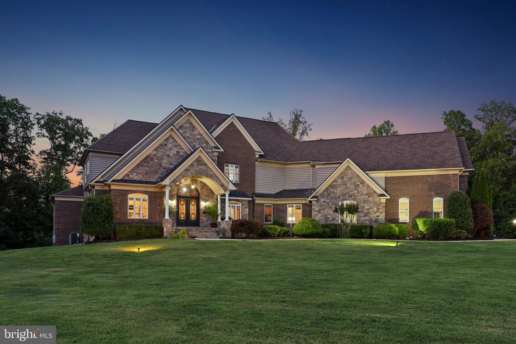 107 ESTATES DRIVE
