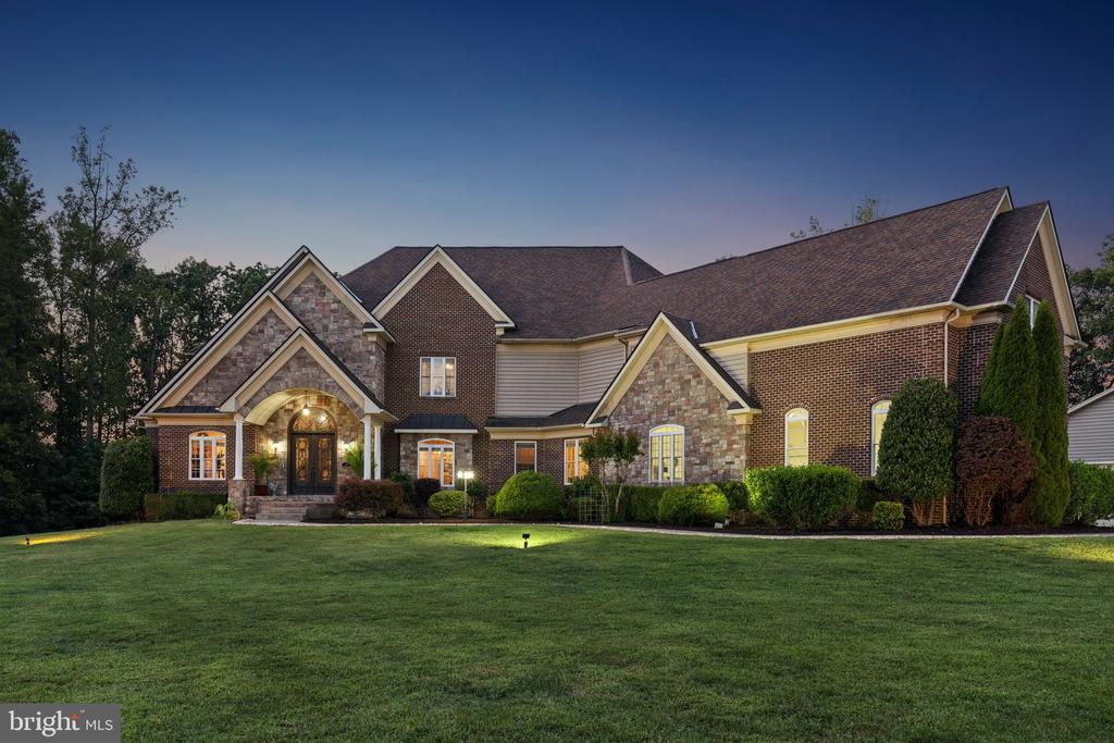 107 ESTATES DRIVE