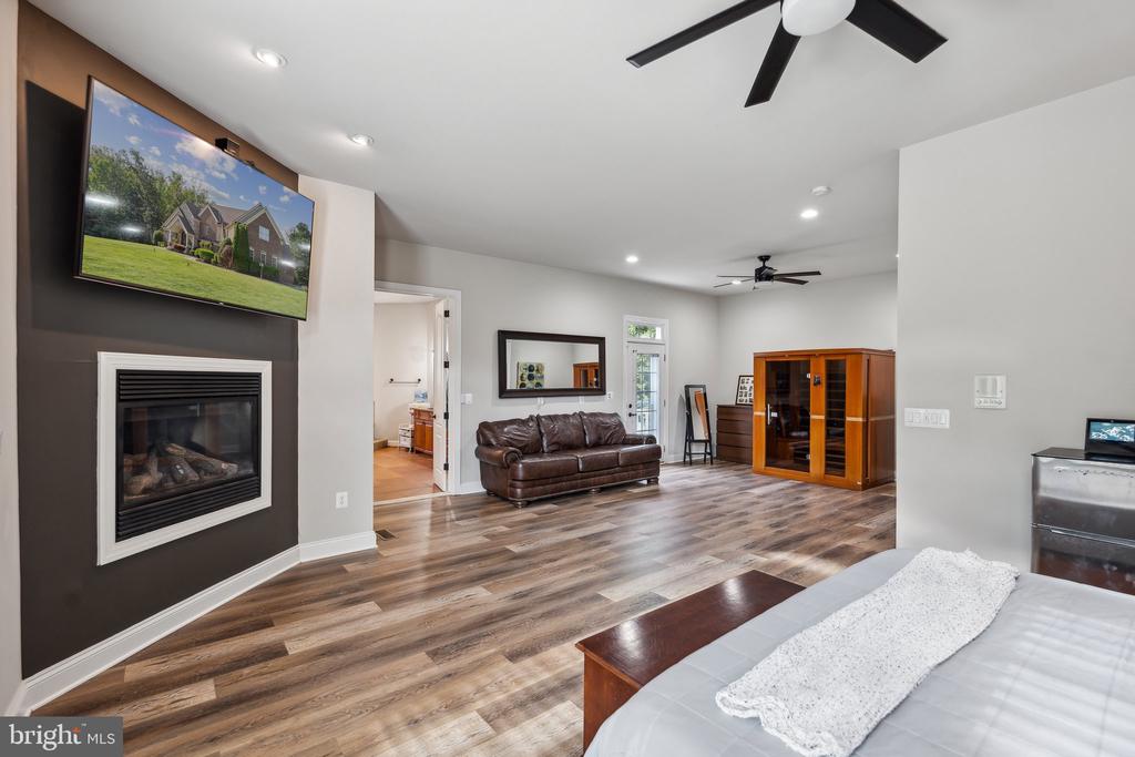 107 ESTATES DRIVE