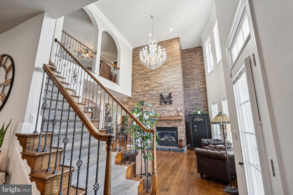 107 ESTATES DRIVE