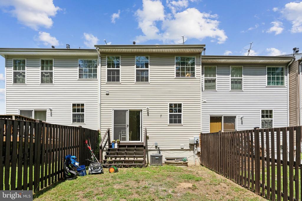 116 MACON DRIVE