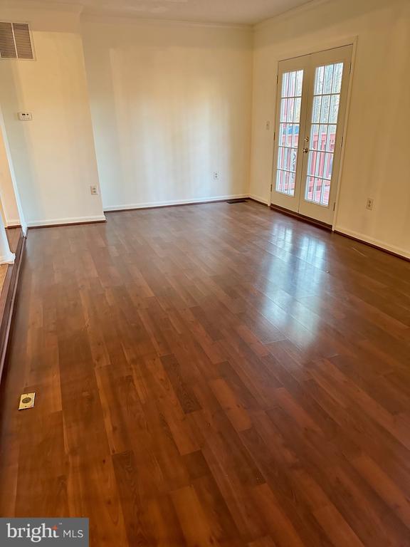 215 PARK BROOK COURT