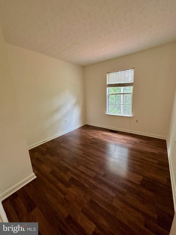 215 PARK BROOK COURT