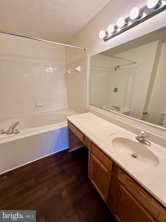 215 PARK BROOK COURT