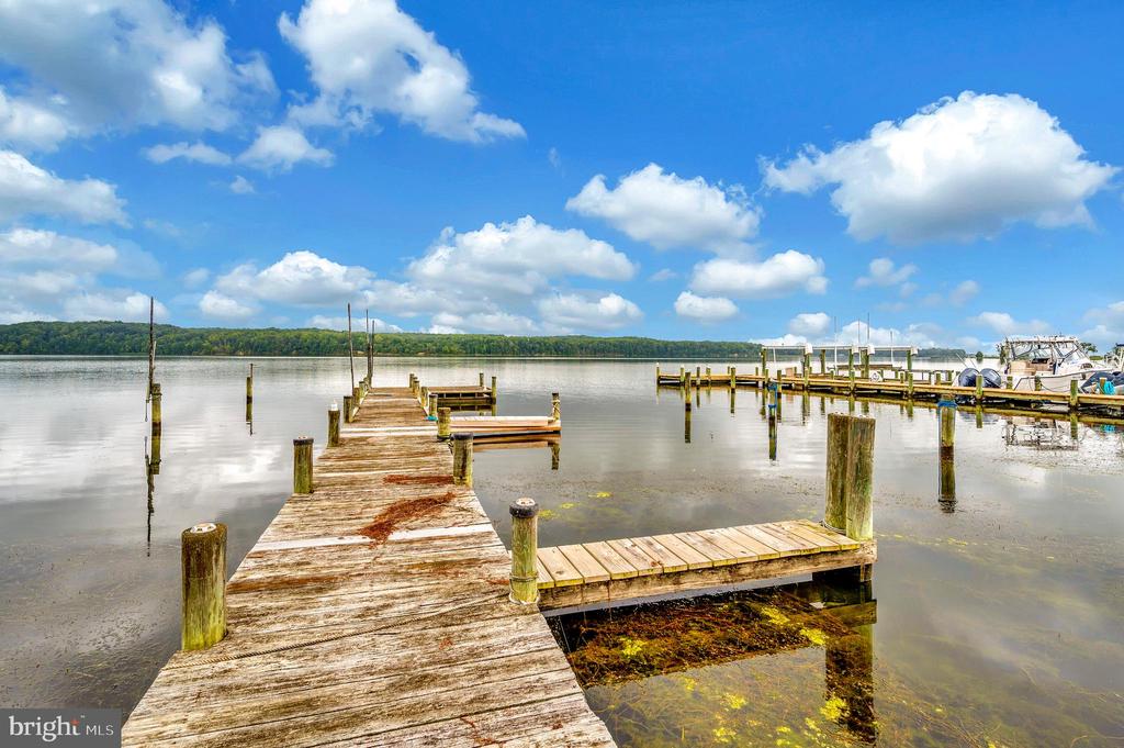 409 WOOD LANDING ROAD