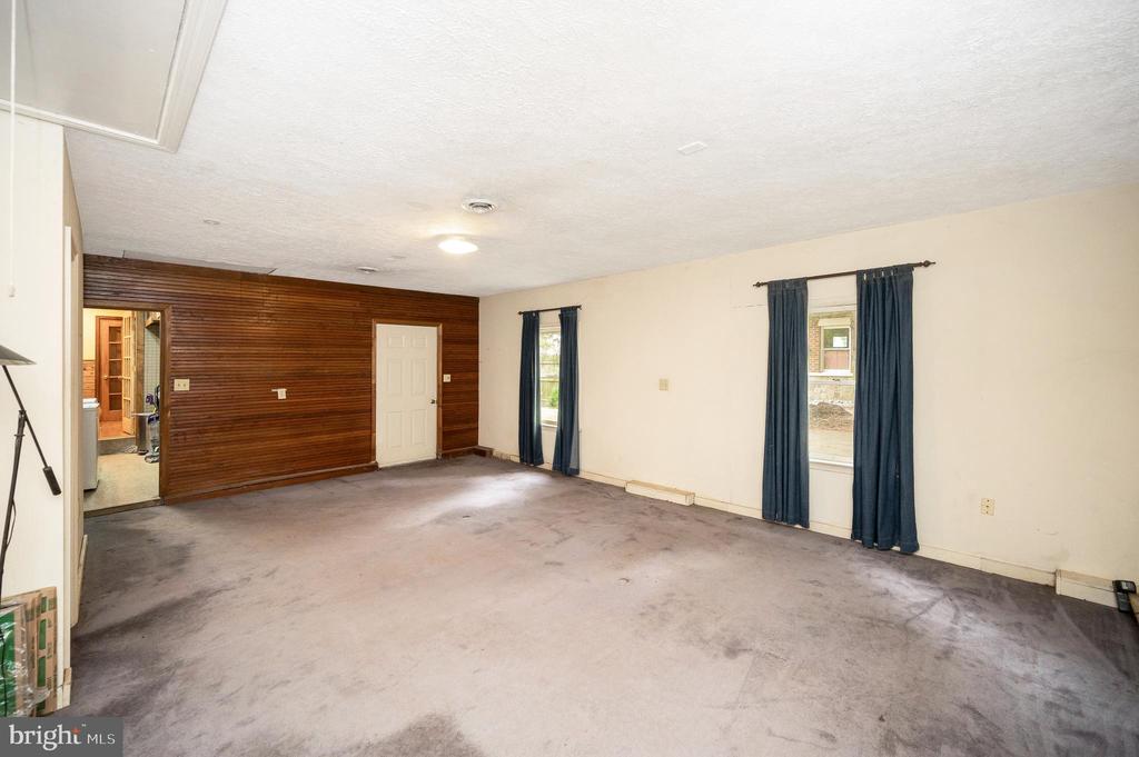 409 WOOD LANDING ROAD