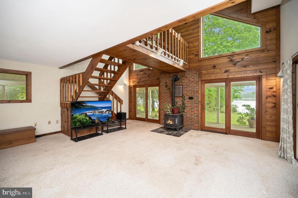 409 WOOD LANDING ROAD